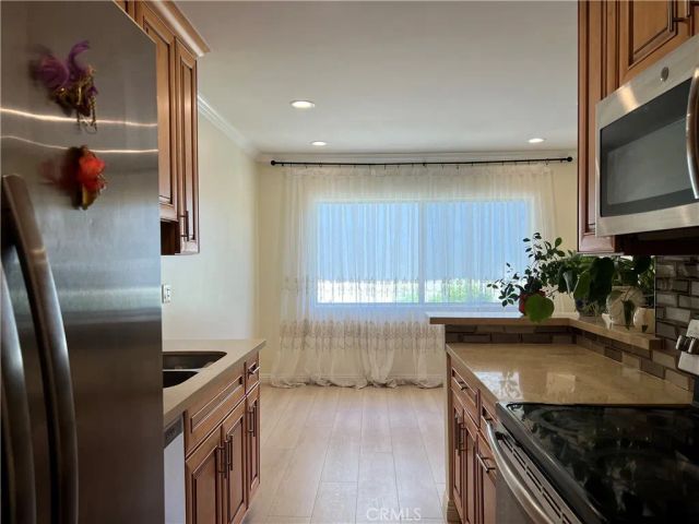 5328 Newcastle 62, Encino, CA 91316