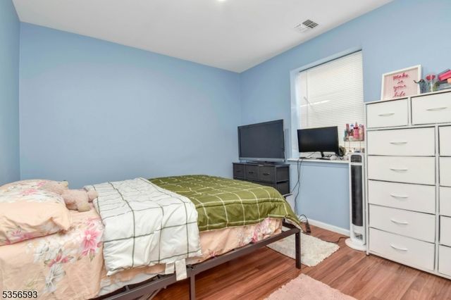 127 Brill St, Newark City, NJ 07105