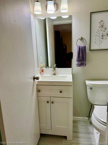 1045 Leisure Drive, Grand Blanc, MI 48507