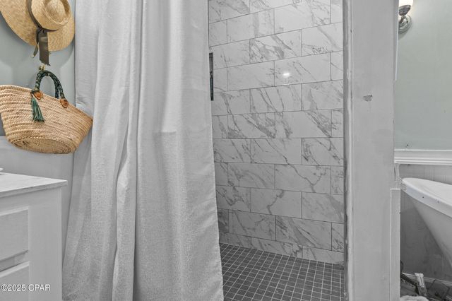 629 Amberjack Drive, Panama City Beach, FL 32408