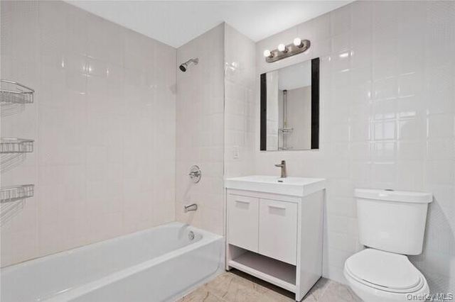 70-26 Queens Boulevard 10E, Woodside, NY 11377