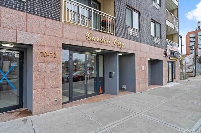 70-26 Queens Boulevard 10E, Woodside, NY 11377