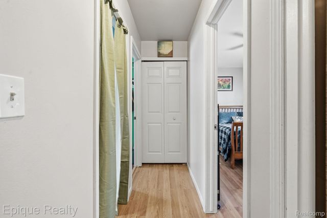 2191 Stonesthrow Drive, Oregon Township, MI 48446