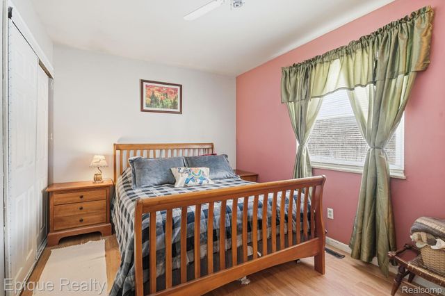 2191 Stonesthrow Drive, Oregon Township, MI 48446