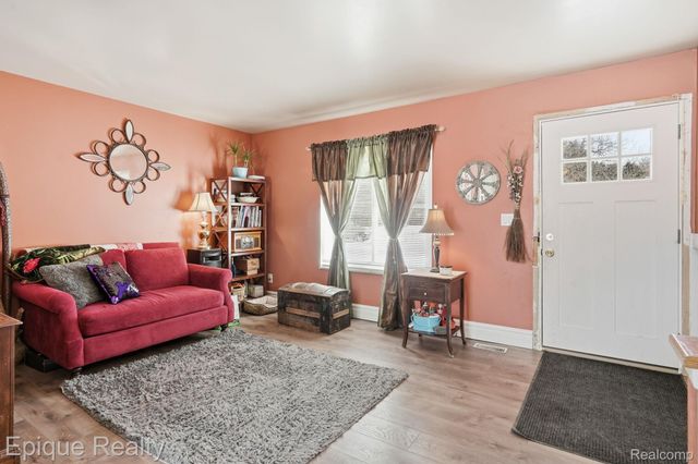 2191 Stonesthrow Drive, Oregon Township, MI 48446