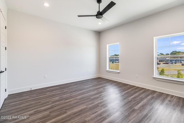 711 E Main Street 1100, Broussard, LA 70518