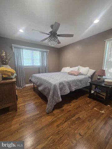 3201 LAKEVIEW PKWY, Locust Grove, VA 22508