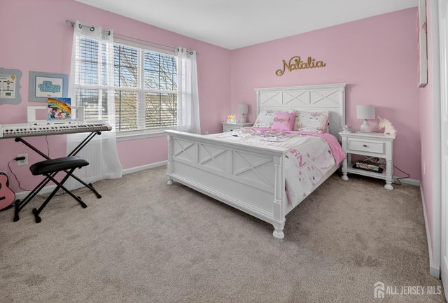 39 Kirschman Drive, Old Bridge, NJ 07747