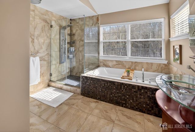 39 Kirschman Drive, Old Bridge, NJ 07747