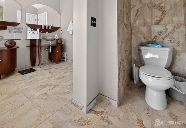 39 Kirschman Drive, Old Bridge, NJ 07747