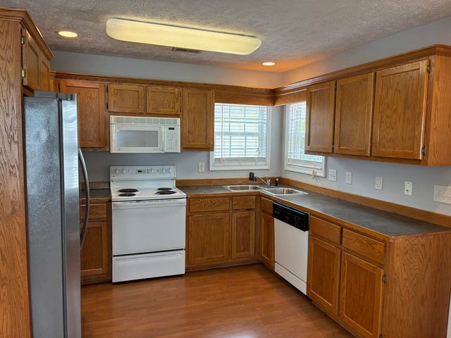 9565 Sullivan Dr., Murrells Inlet, SC 29576