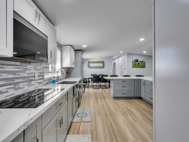 16799 Live Oak Square Drive, Porter, TX 77365