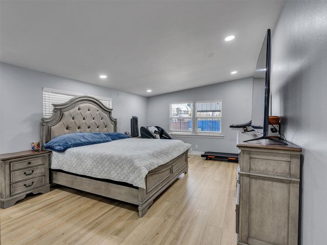 16799 Live Oak Square Drive, Porter, TX 77365