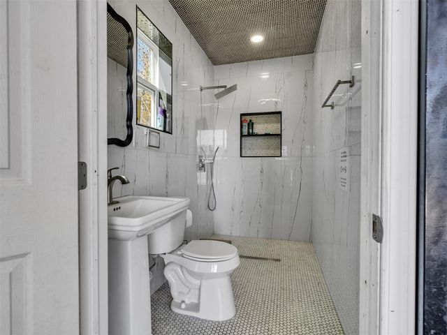 16799 Live Oak Square Drive, Porter, TX 77365