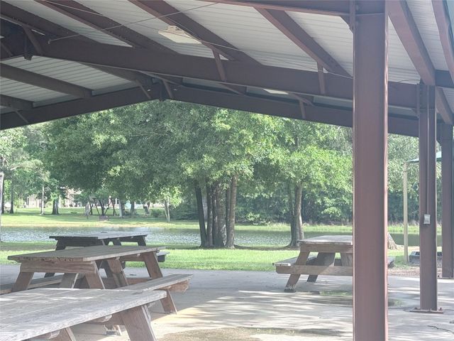 21203 Grant Lake Circle, Cleveland, TX 77328