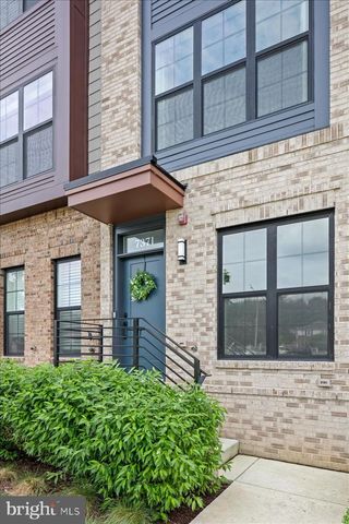 7371 ARLINGTON BLVD, Falls Church, VA 22042