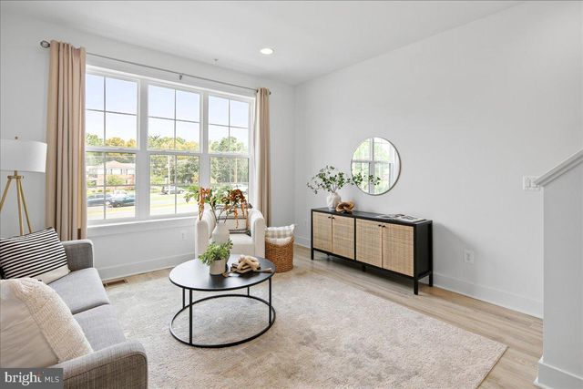 7371 ARLINGTON BLVD, Falls Church, VA 22042