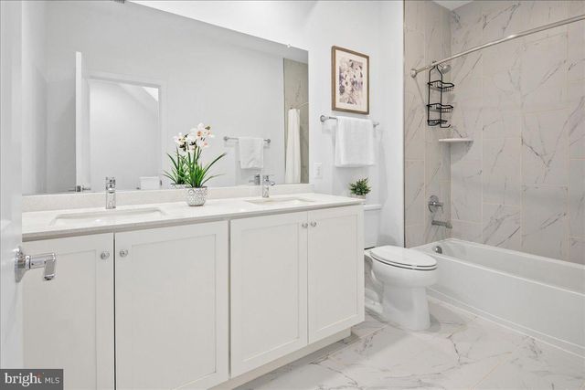 7371 ARLINGTON BLVD, Falls Church, VA 22042