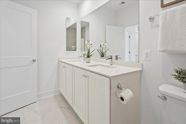 7371 ARLINGTON BLVD, Falls Church, VA 22042
