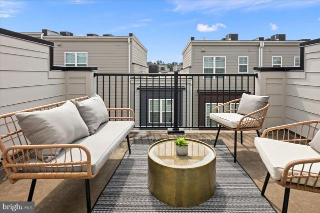 7371 ARLINGTON BLVD, Falls Church, VA 22042