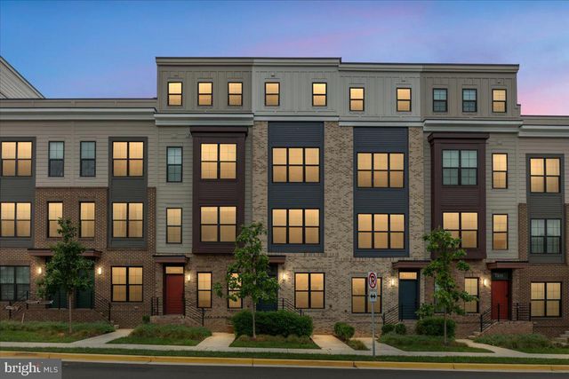 7371 ARLINGTON BLVD, Falls Church, VA 22042