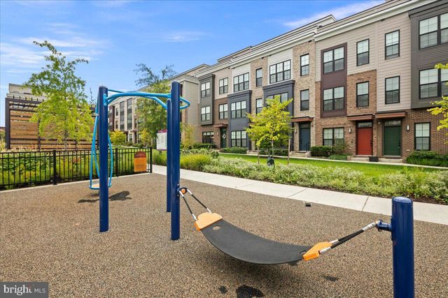 7371 ARLINGTON BLVD, Falls Church, VA 22042