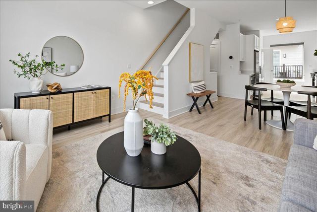 7371 ARLINGTON BLVD, Falls Church, VA 22042