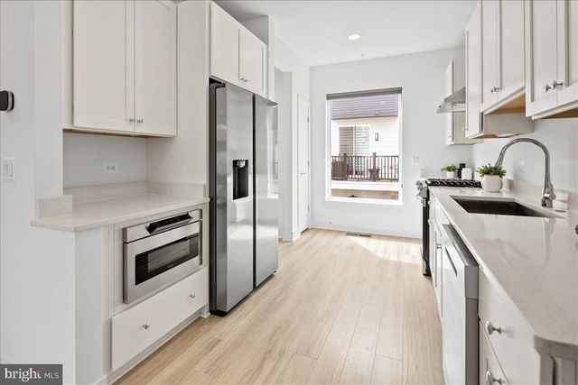 7371 ARLINGTON BLVD, Falls Church, VA 22042