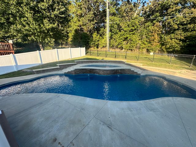 4309 S Wisconsin, Joplin, MO 64804