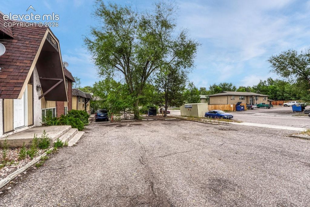 330 Vehr Drive, Colorado Springs, CO 80916 — photo 3