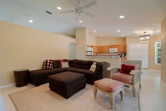 17468 N 38th Rd Road N, The Acreage, FL 33470