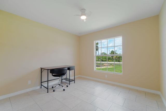 17468 N 38th Rd Road N, The Acreage, FL 33470