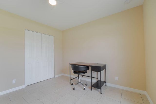 17468 N 38th Rd Road N, The Acreage, FL 33470