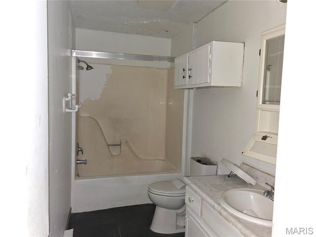 209 Russell Avenue, Sikeston, MO 63801