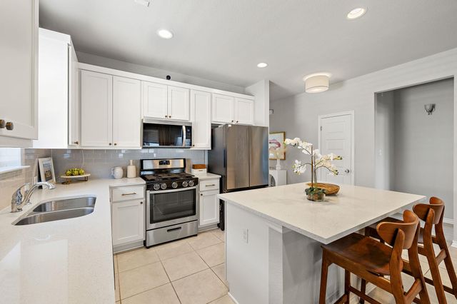 1923 Pecan Island DR, Leander, TX 78641