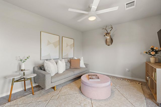 1923 Pecan Island DR, Leander, TX 78641