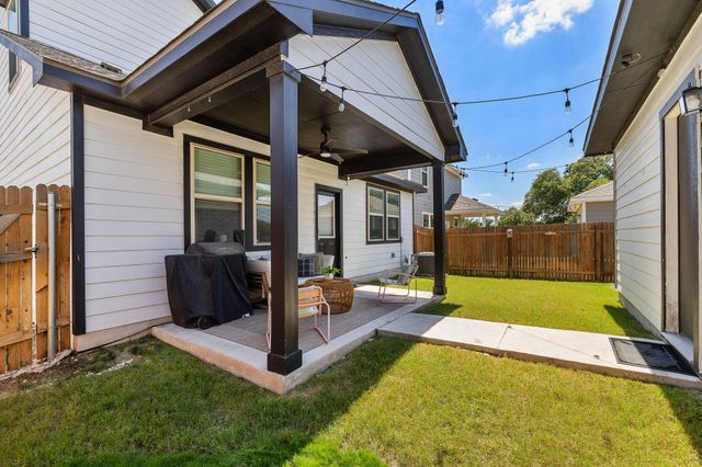 1923 Pecan Island DR, Leander, TX 78641