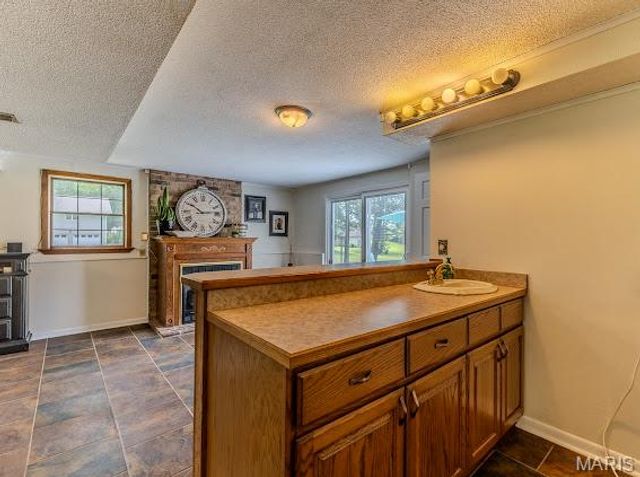 20150 SW OAKWOOD Drive, Lebanon, MO 65536