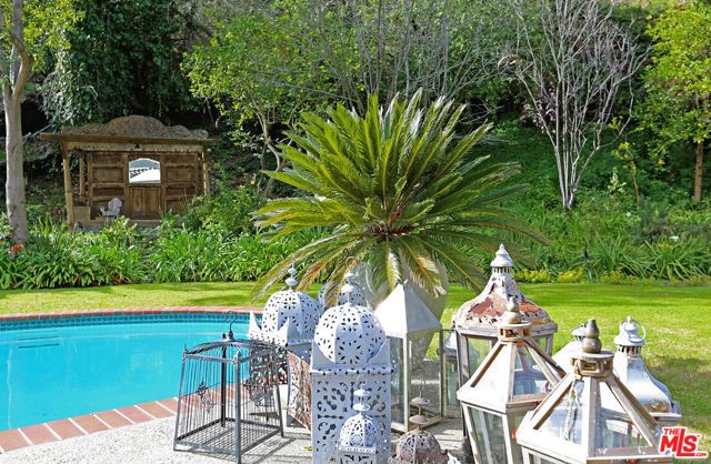2673 Mandeville Canyon Road, Los Angeles, CA 90049
