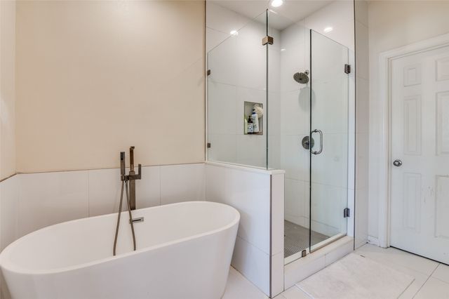 2723 Pike Drive, Lancaster, TX 75134