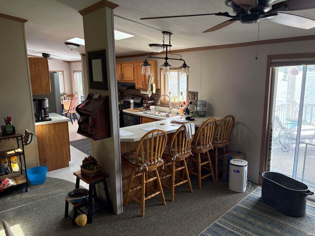 10686 N C Drive, Kendallville, IN 46755