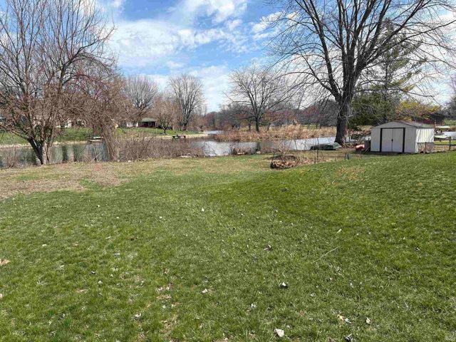 10686 N C Drive, Kendallville, IN 46755