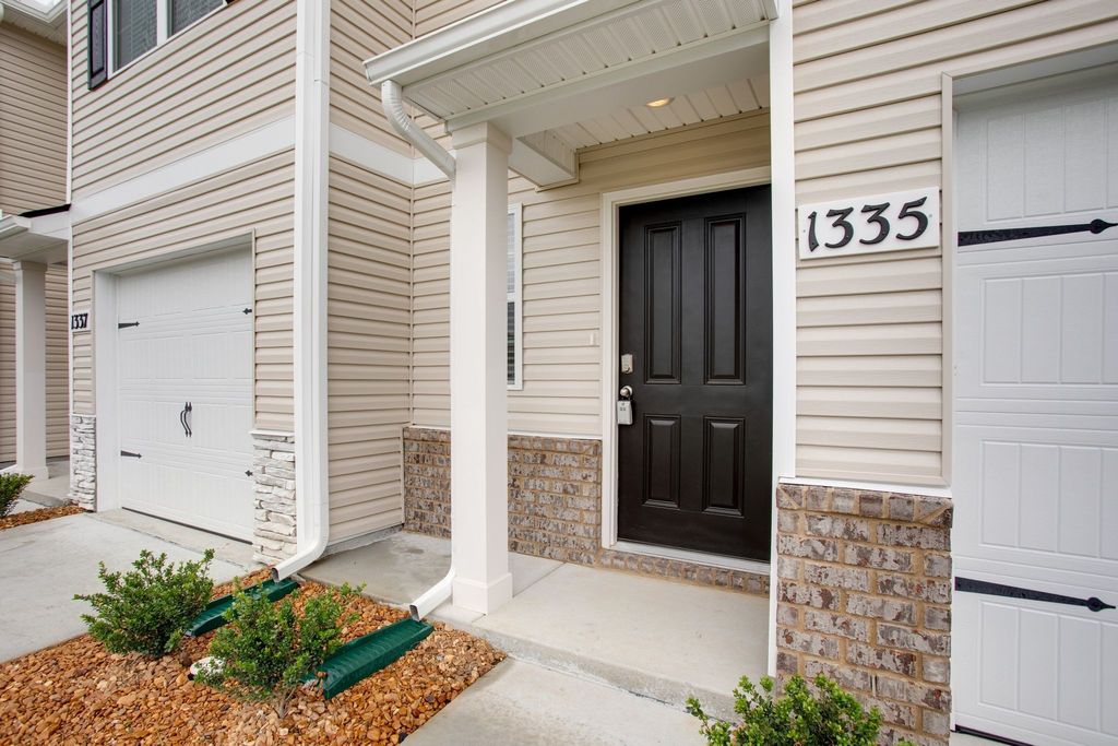 1335 Churchill Ln, Lewisburg, TN 37091