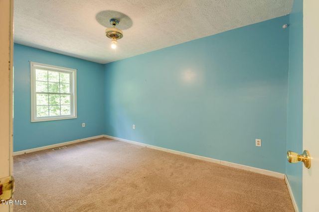 204 Thomas Road, Rogersville, TN 37857