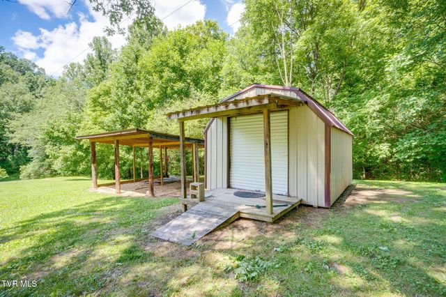 204 Thomas Road, Rogersville, TN 37857