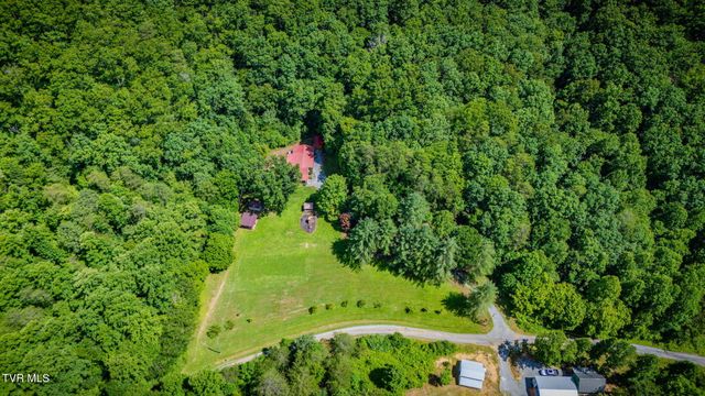 204 Thomas Road, Rogersville, TN 37857