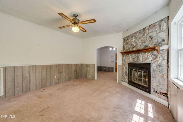 204 Thomas Road, Rogersville, TN 37857
