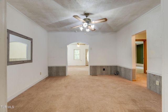 204 Thomas Road, Rogersville, TN 37857