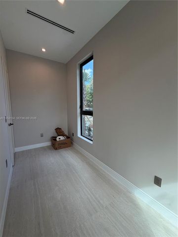 1637 Monroe St, Hollywood, FL 33020