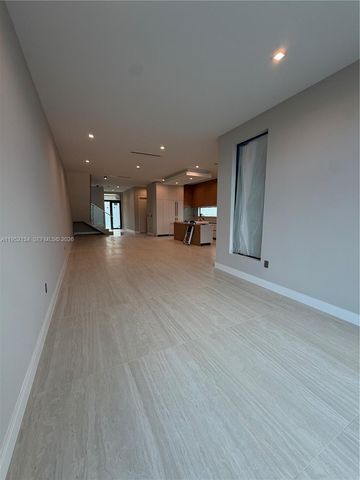 1637 Monroe St, Hollywood, FL 33020